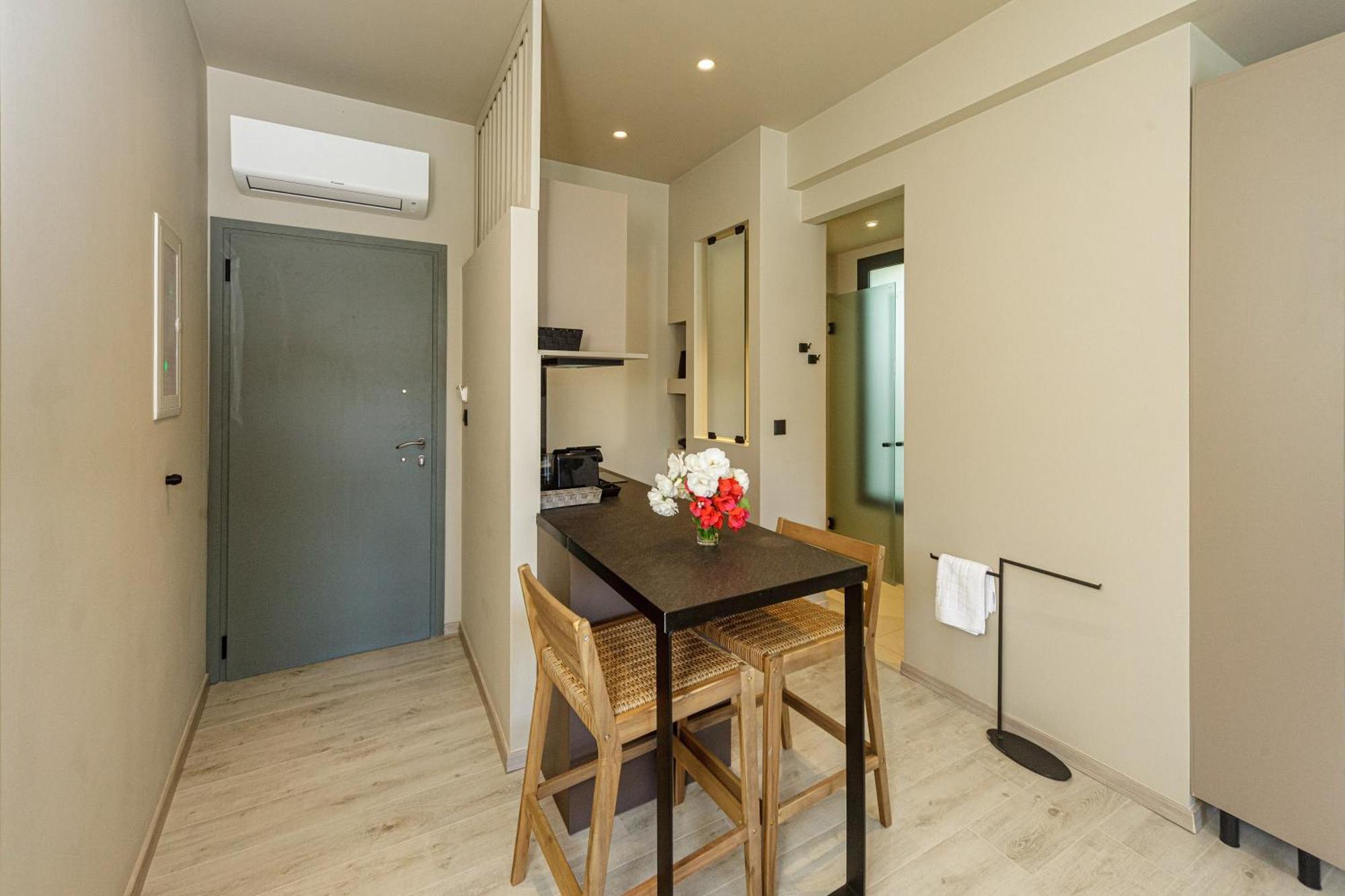 Domus Napoleon Apartman Paleokasztríca Kültér fotó